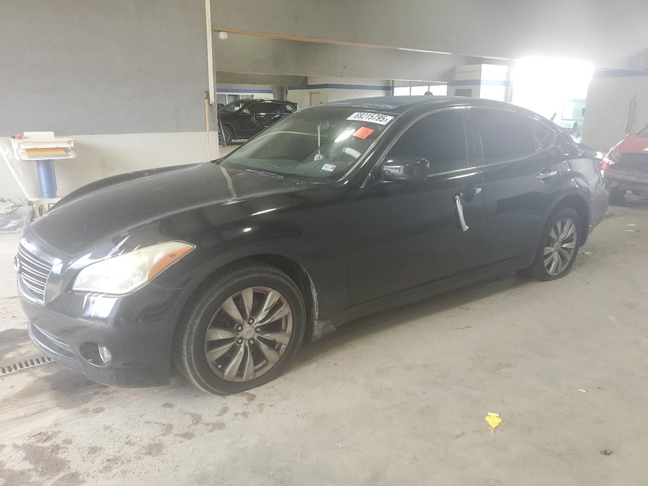 2012 Infiniti M37