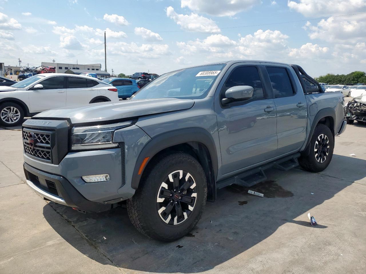 2022 Nissan Frontier s S
