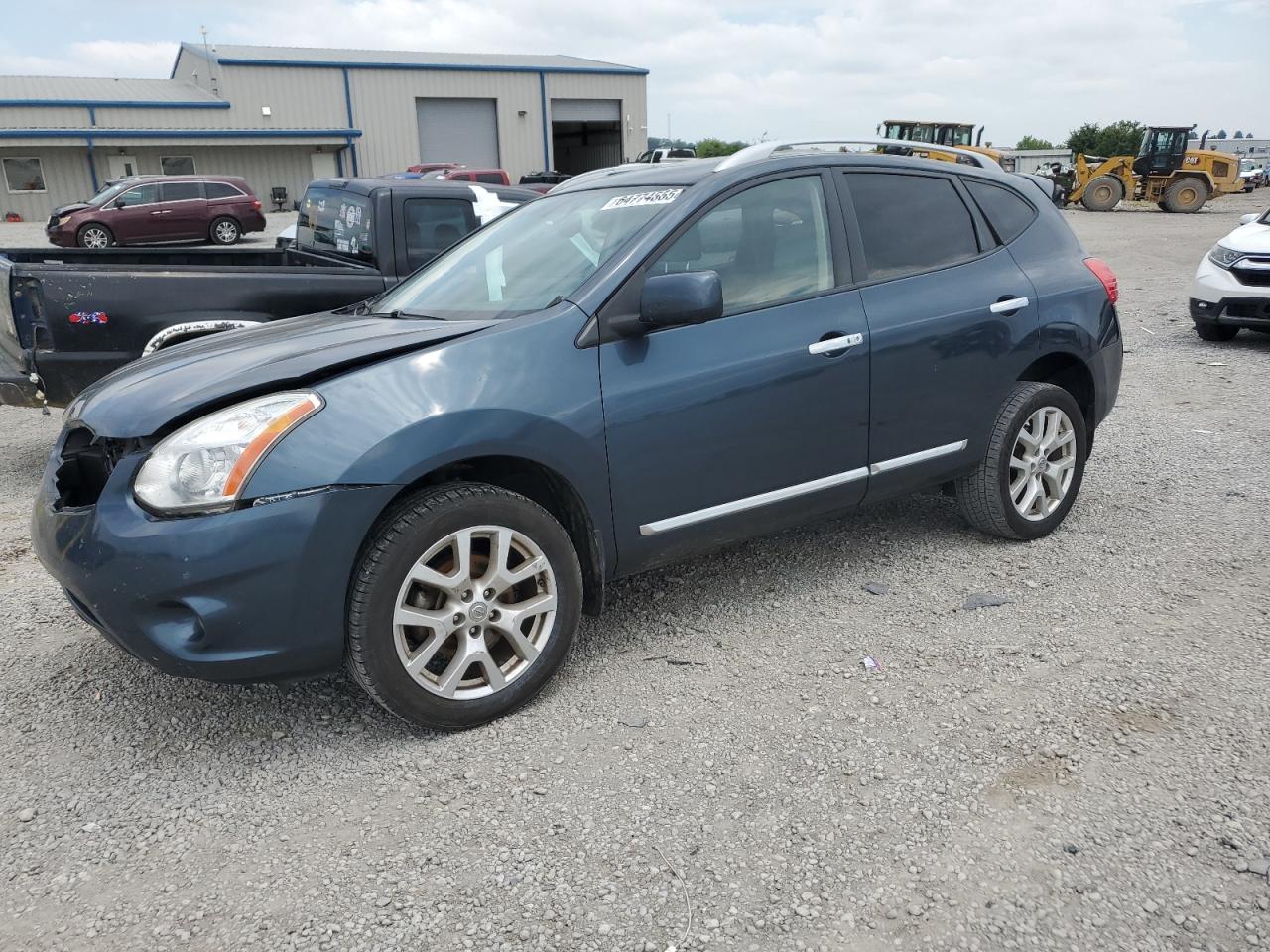 2013 Nissan Rogue s S