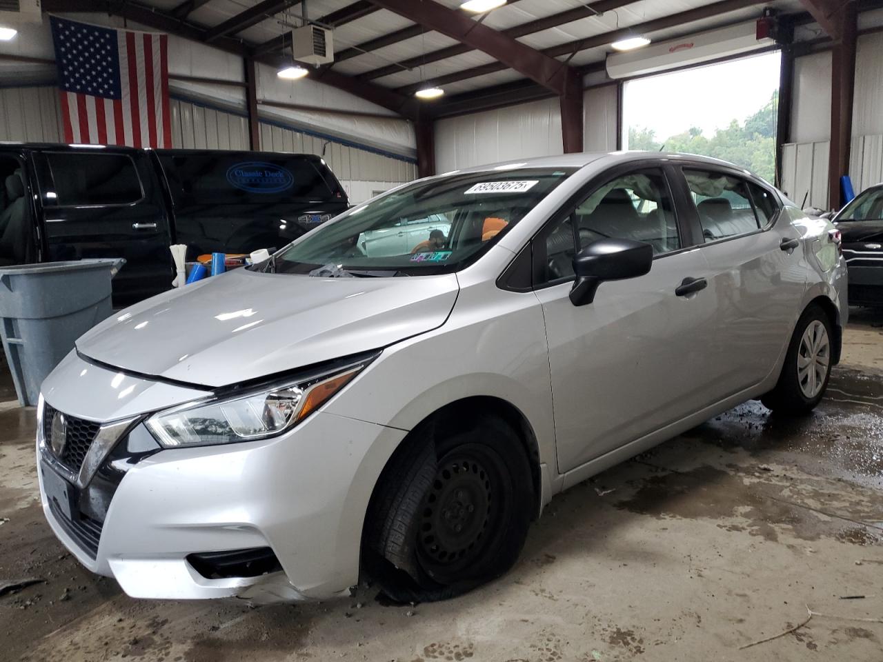 2020 Nissan Versa s S