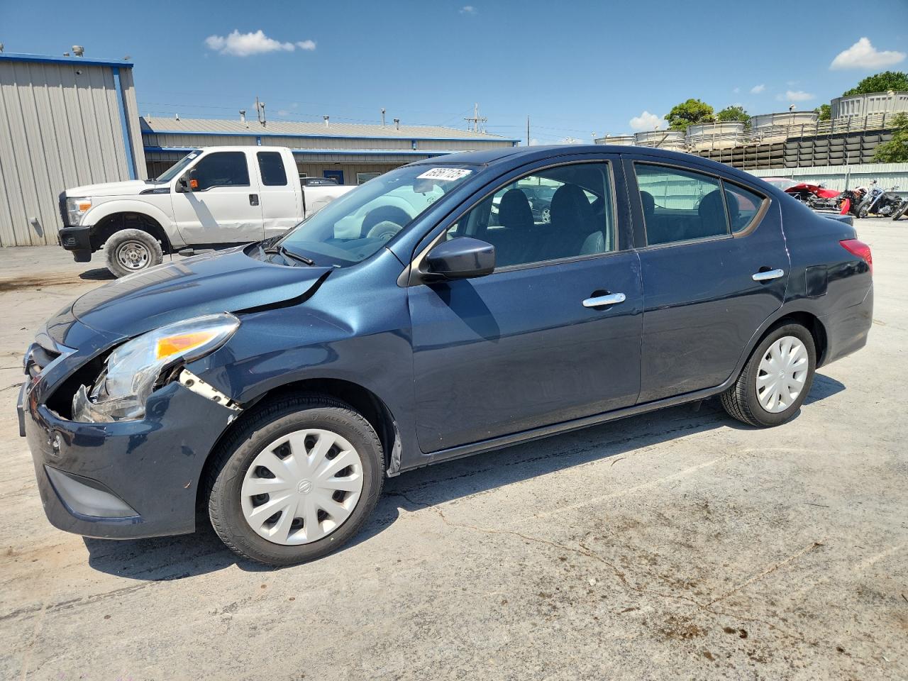 2016 Nissan Versa s S