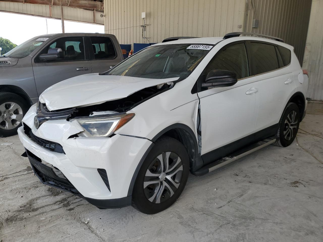 2017 Toyota Rav4 le LE