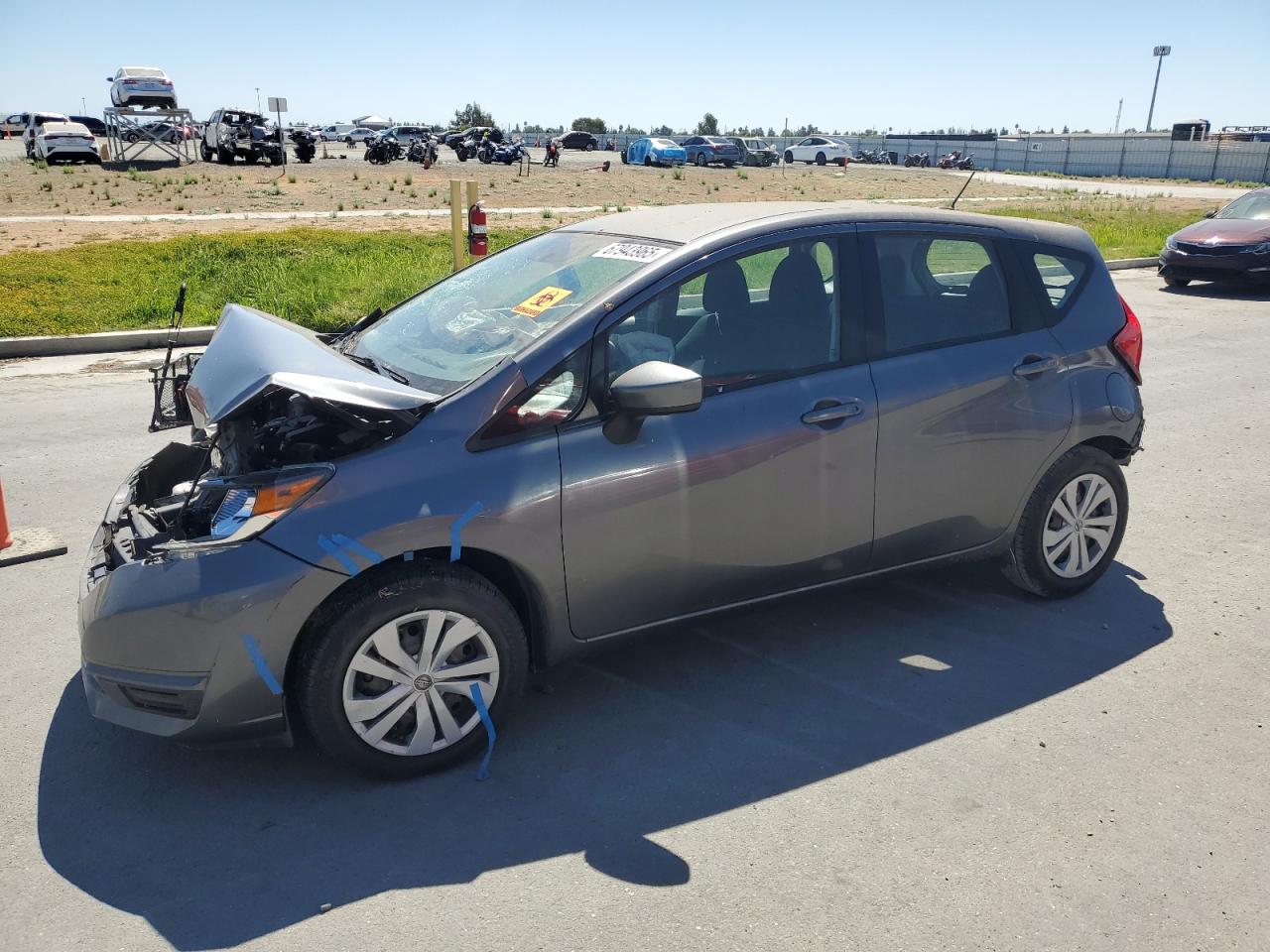 2017 Nissan Versa note s S