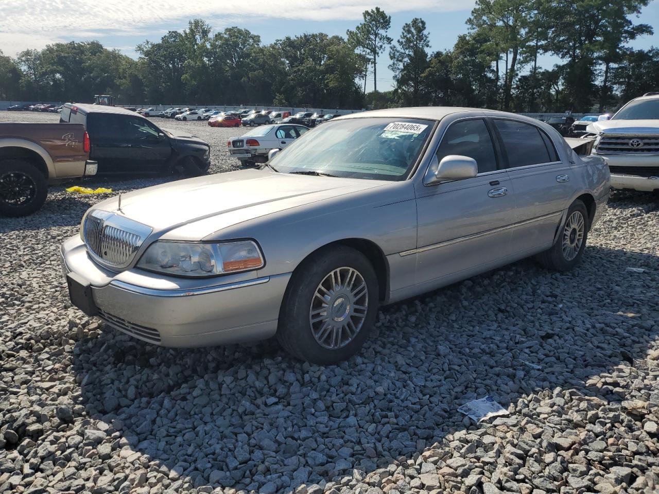 2010 Lincoln Town Car
