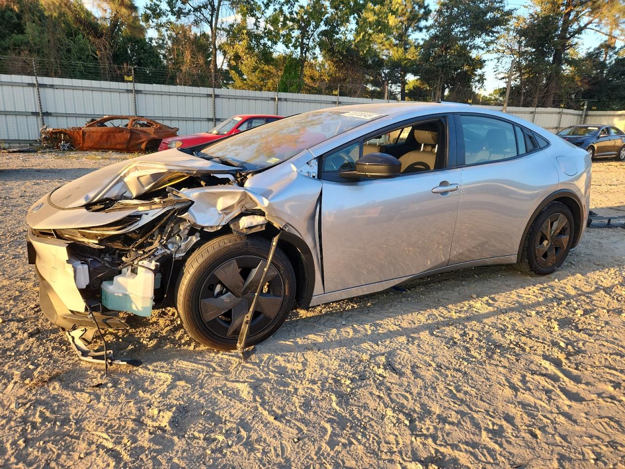 2024 Toyota Prius le LE