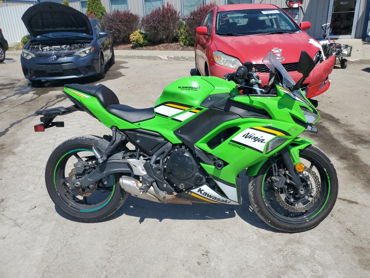 2025 Kawasaki Ex650 P