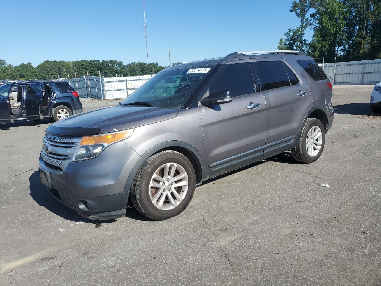 2013 Ford Explorer x XLT