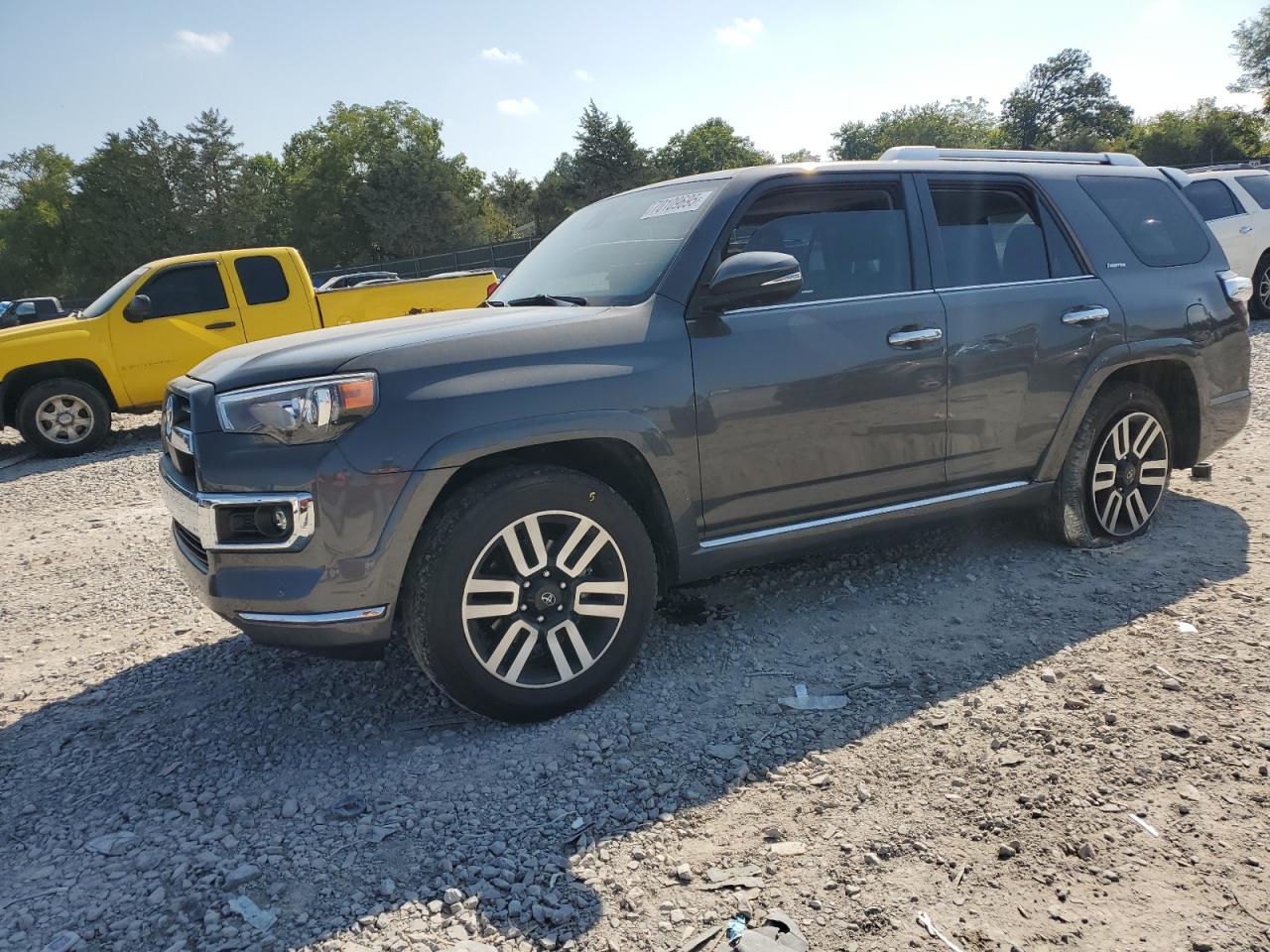 2022 Toyota 4runner night shade