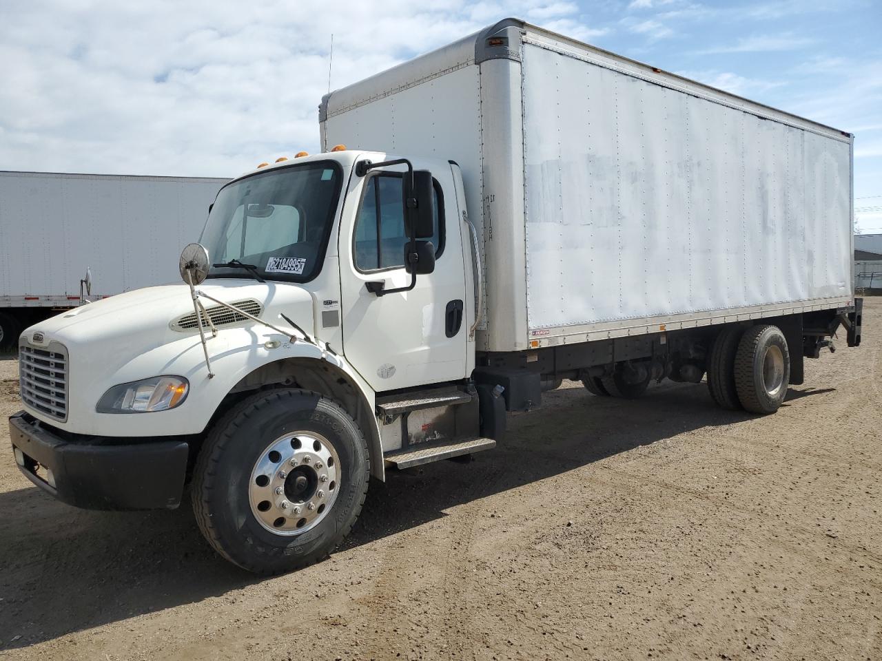 2014 Freightliner M2 106