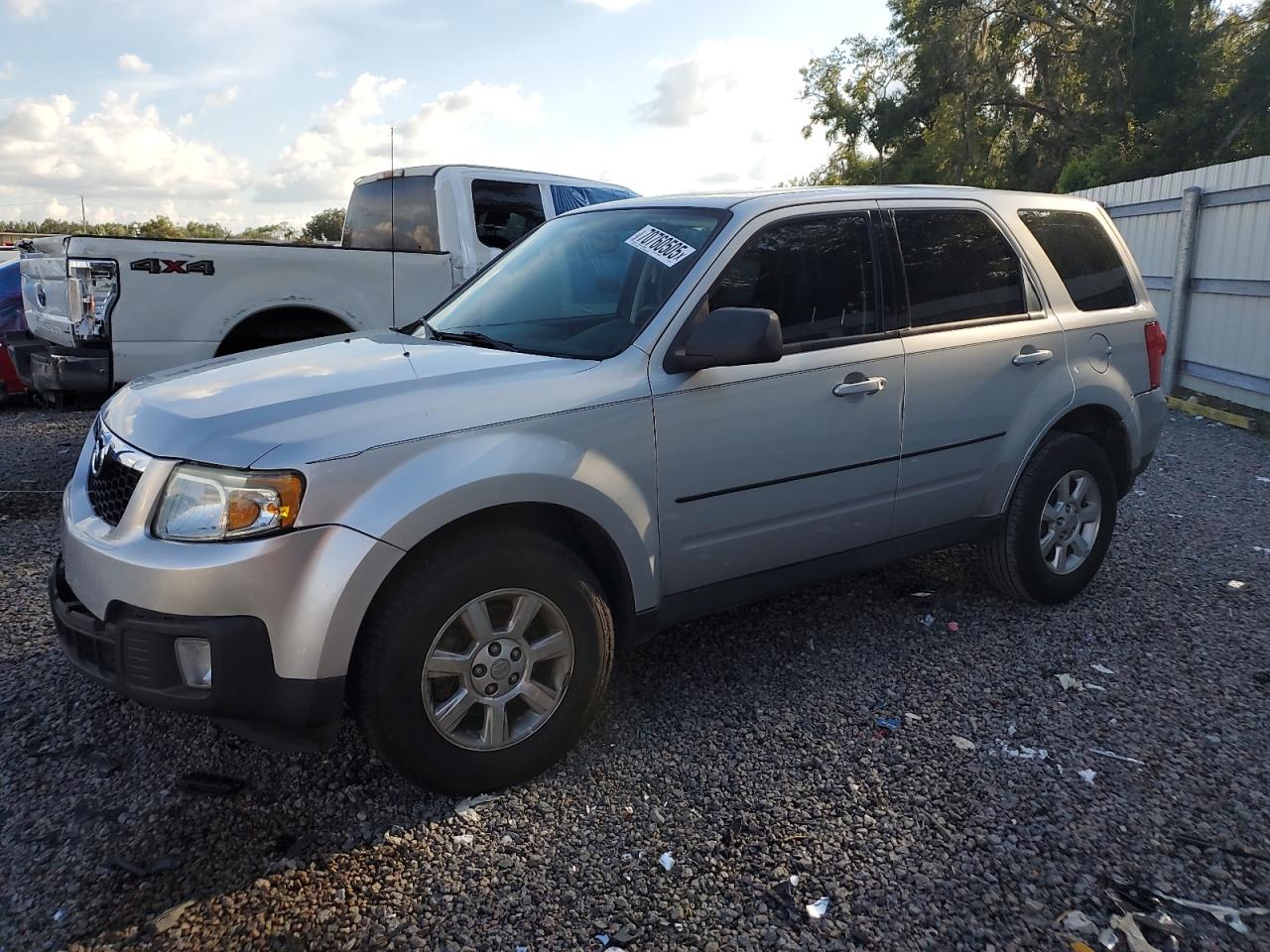 2010 Mazda Tribute i I