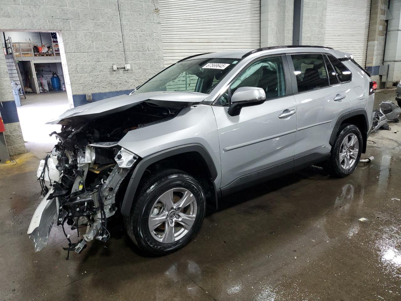 2024 Toyota Rav4 xle XLE