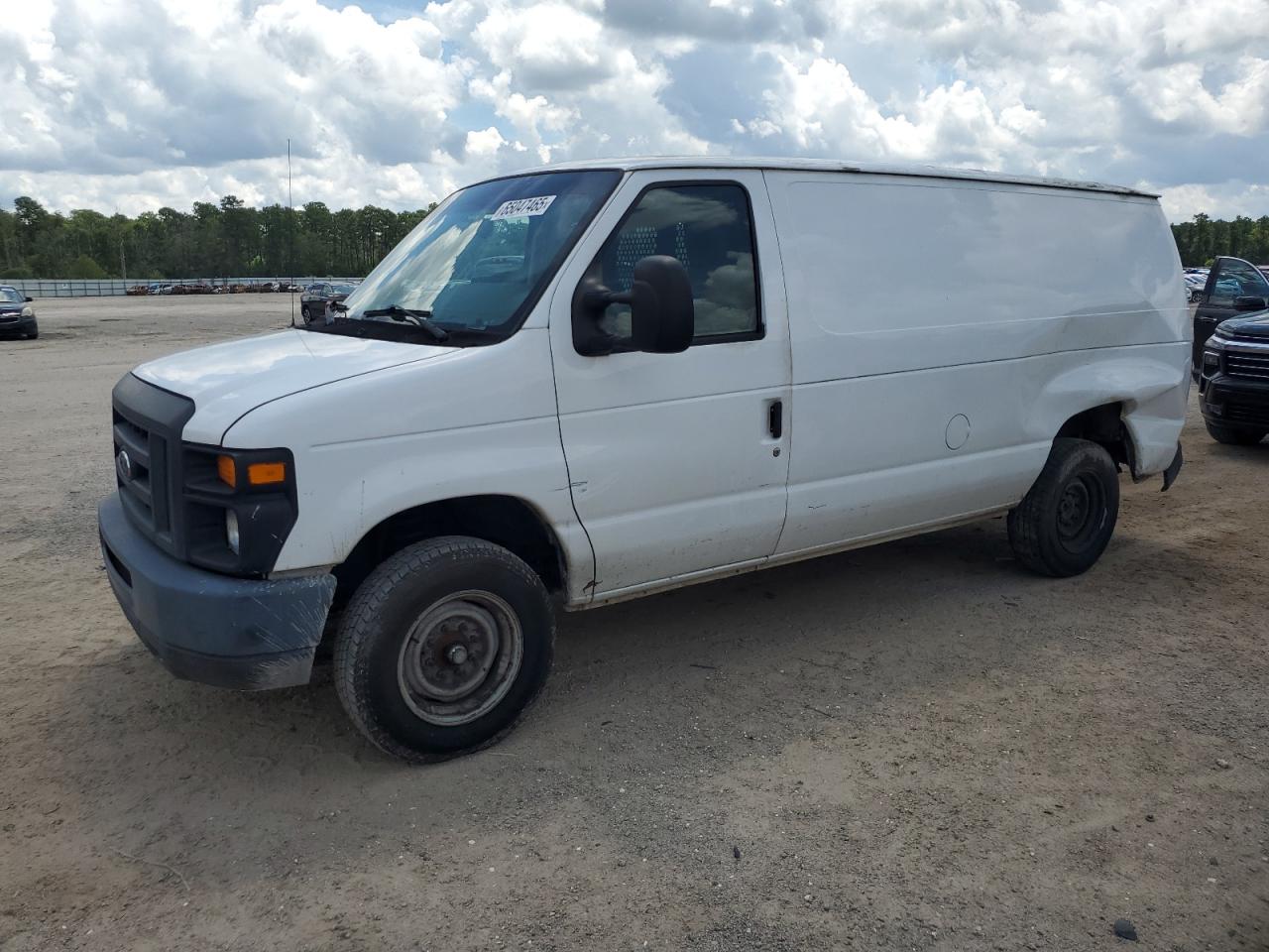 2014 Ford Econoline van E150 Van