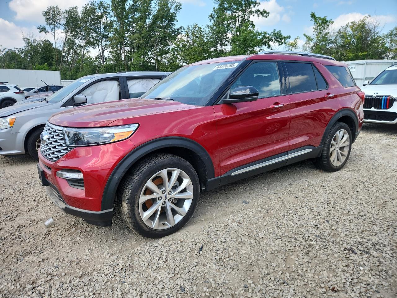 2023 Ford Explorer p PLATINUM
