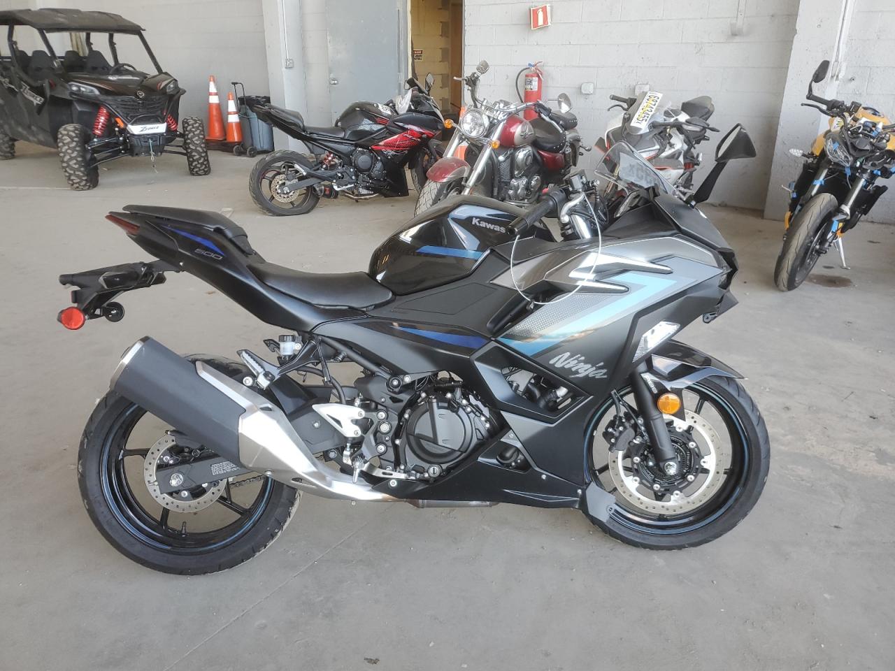 2025 Kawasaki Ex500