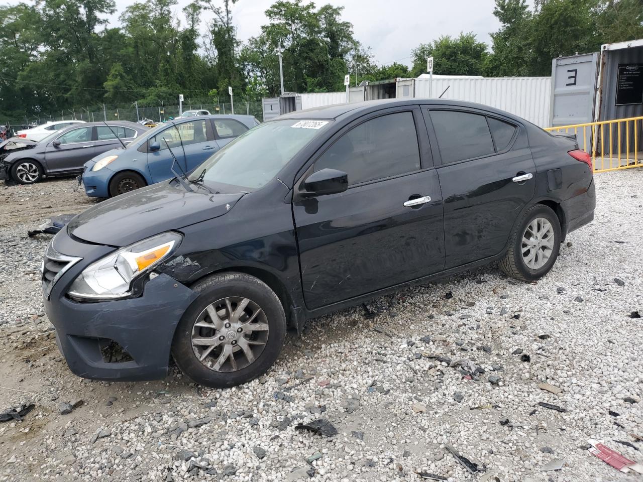 2016 Nissan Versa s S