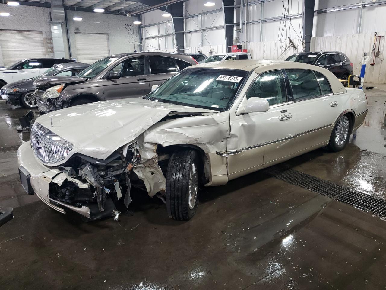 2006 Lincoln Town Car