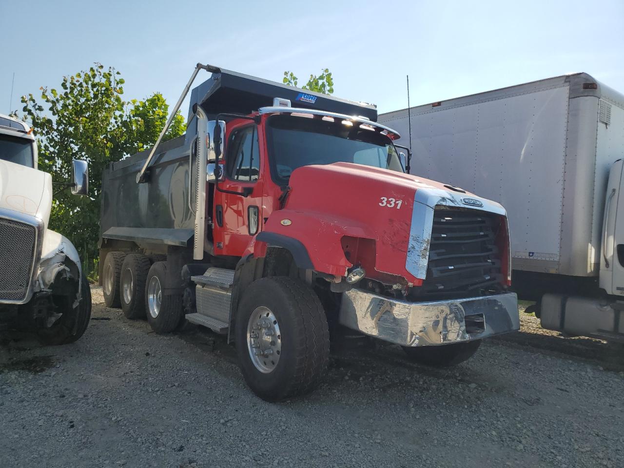 2025 Freightliner 114sd