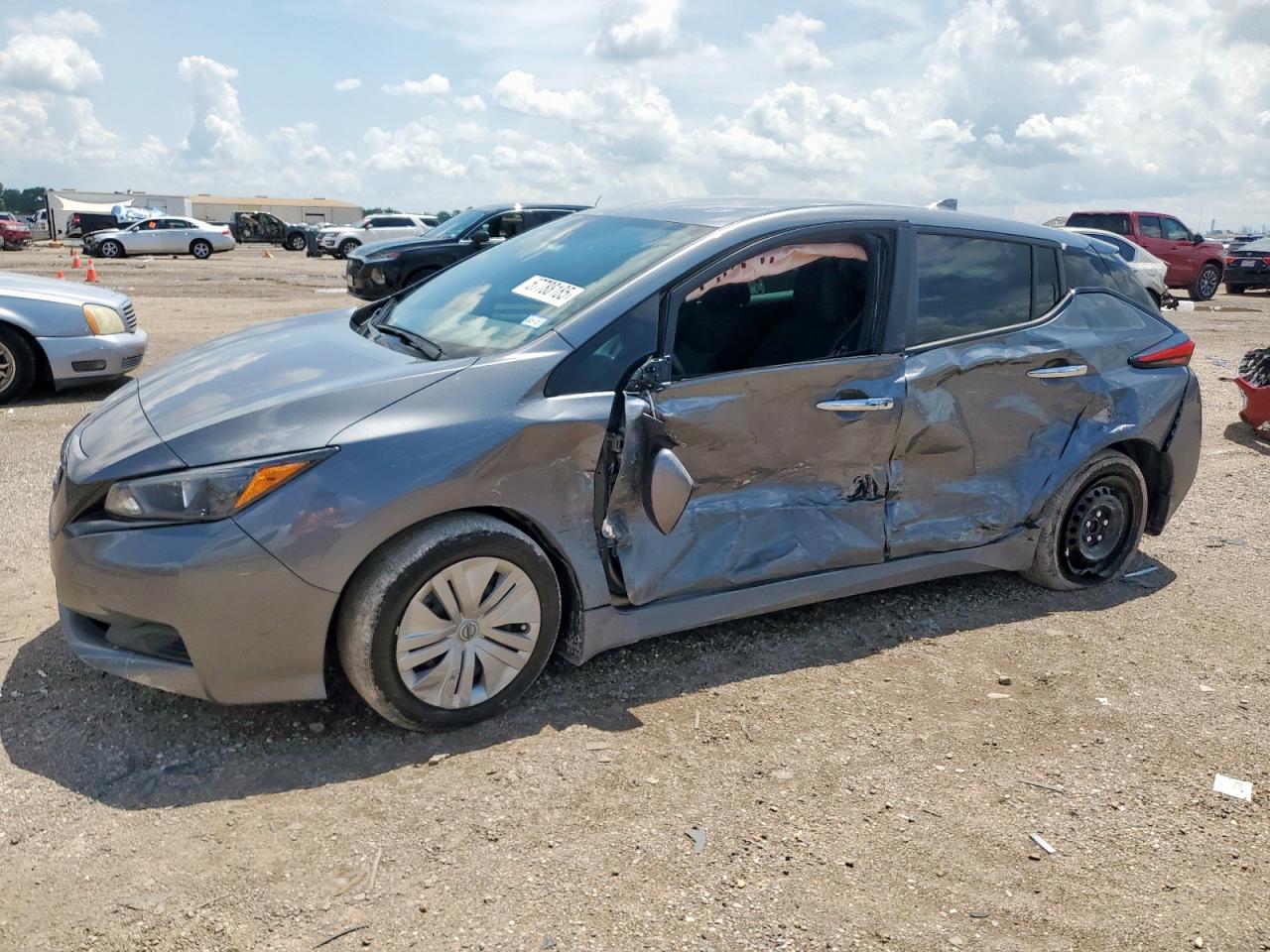 2025 Nissan Leaf