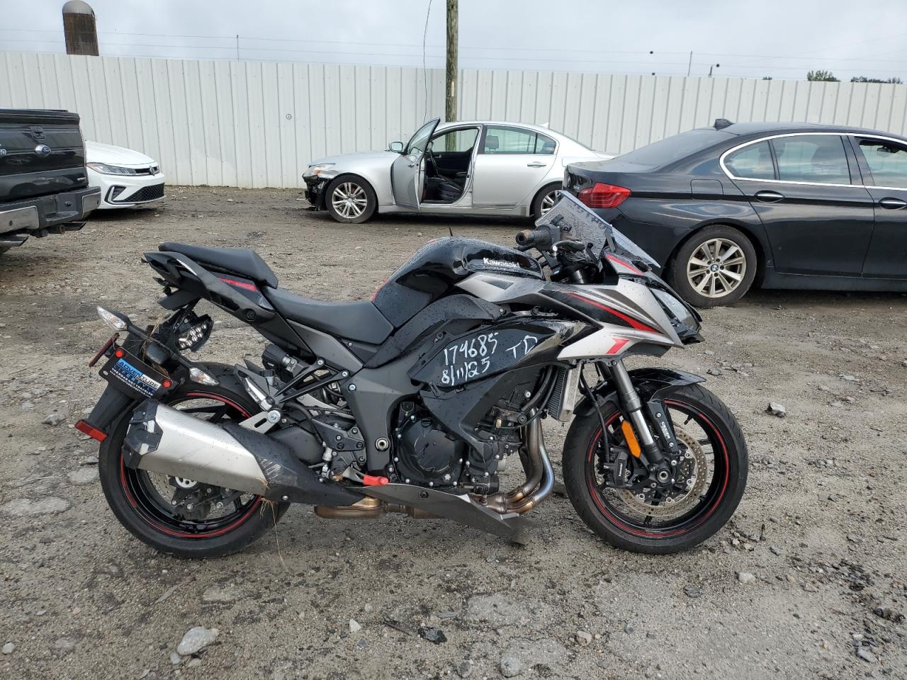 Kawasaki Zx1002