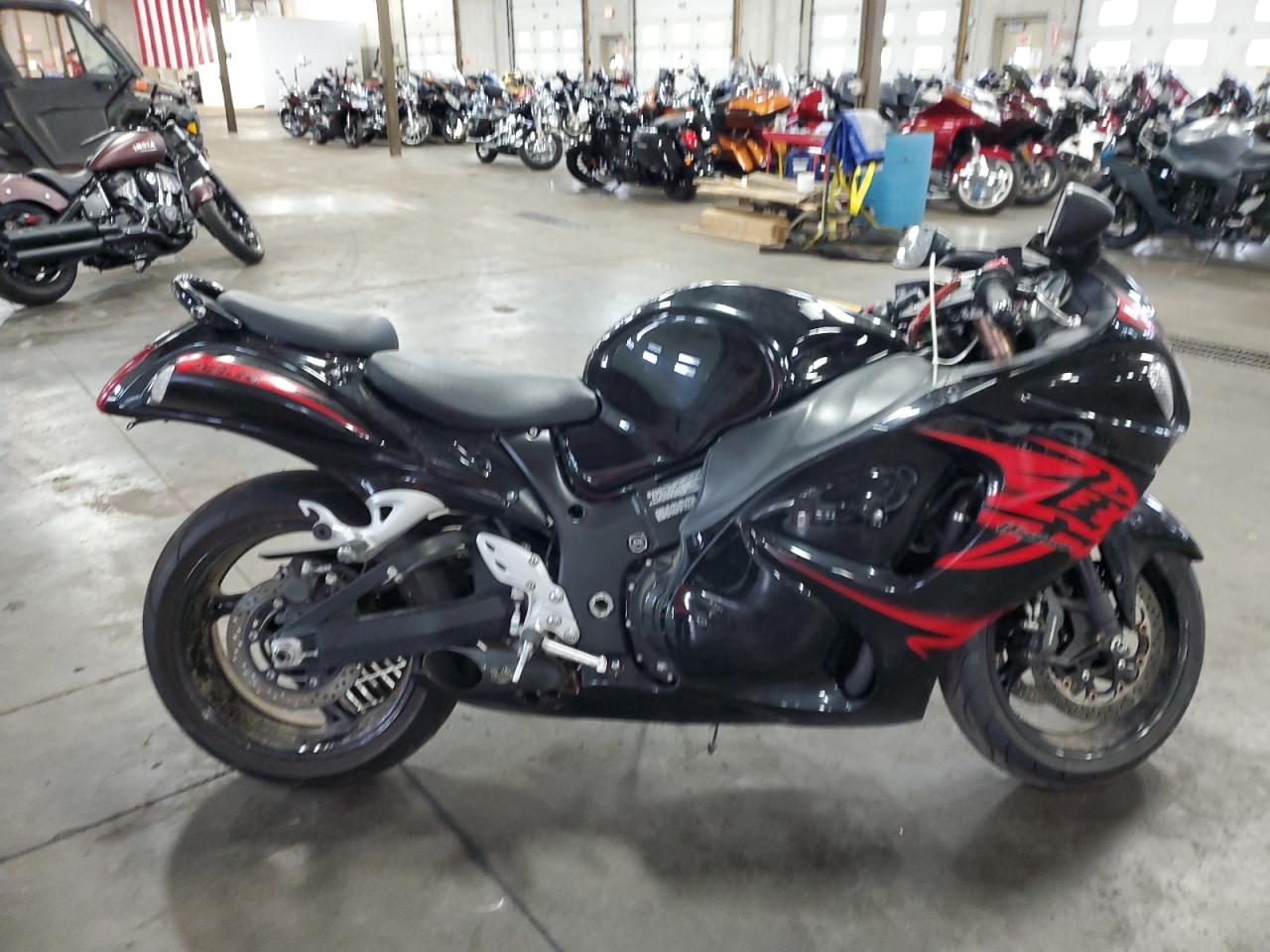 2011 Suzuki R