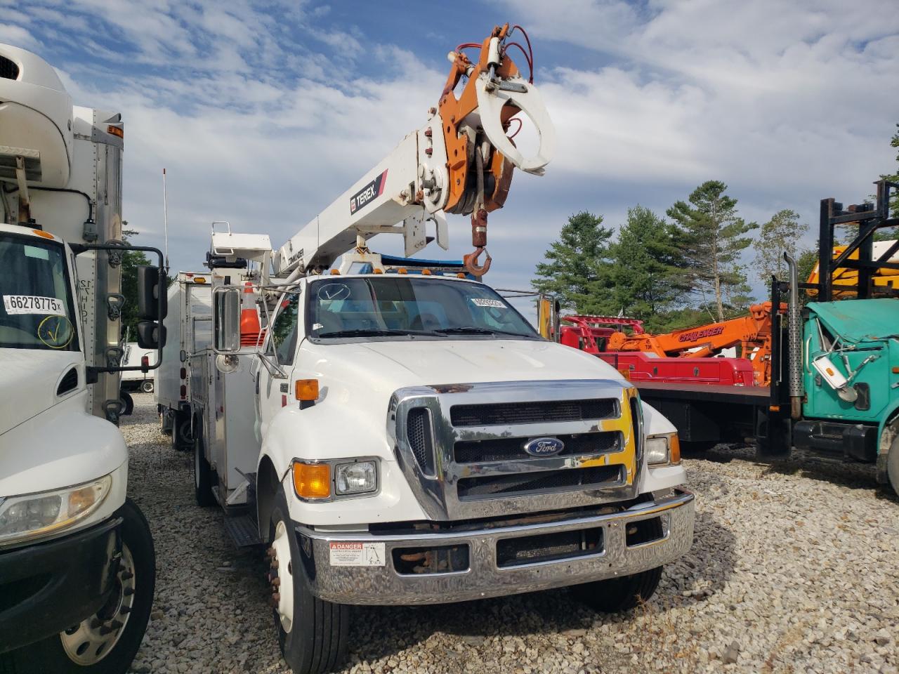 2012 Ford F-750
