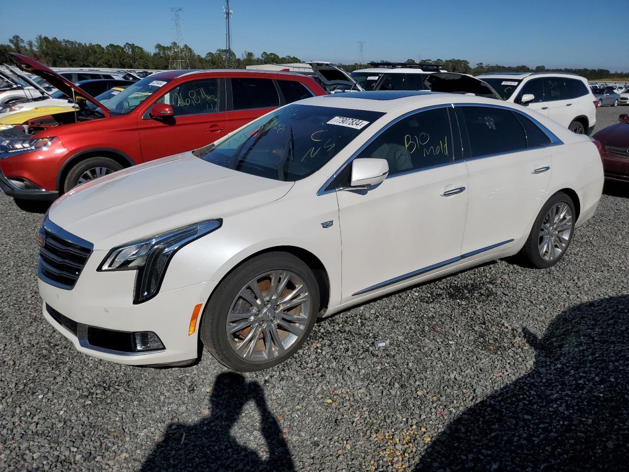 2018 Cadillac Xts luxury LUXURY