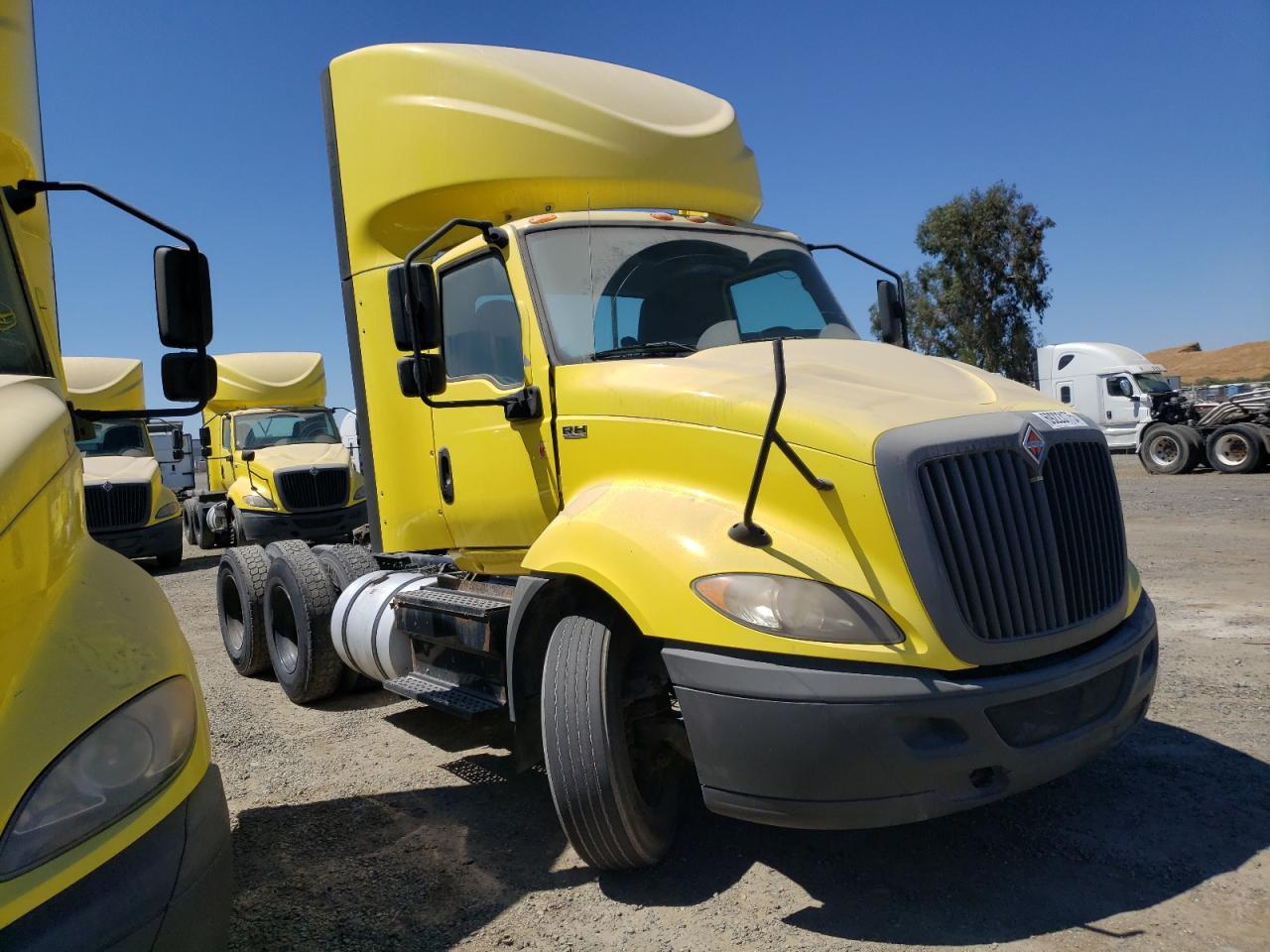2018 International Rh613 semi truck