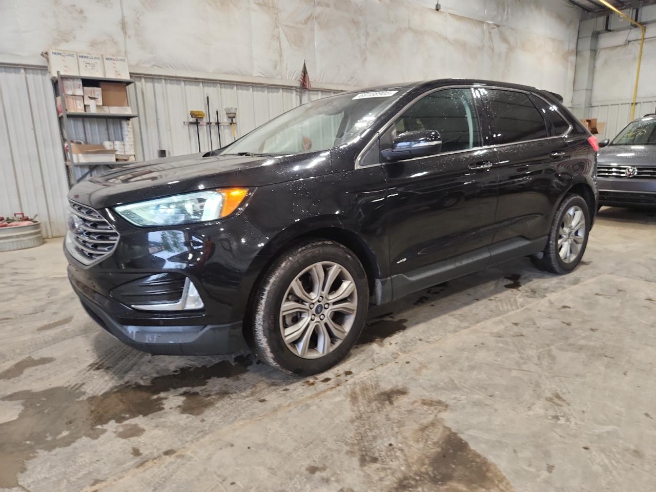 2022 Ford Edge titanium TITANIUM