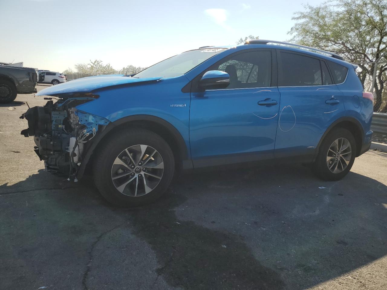 2017 Toyota Rav4 hv le LE