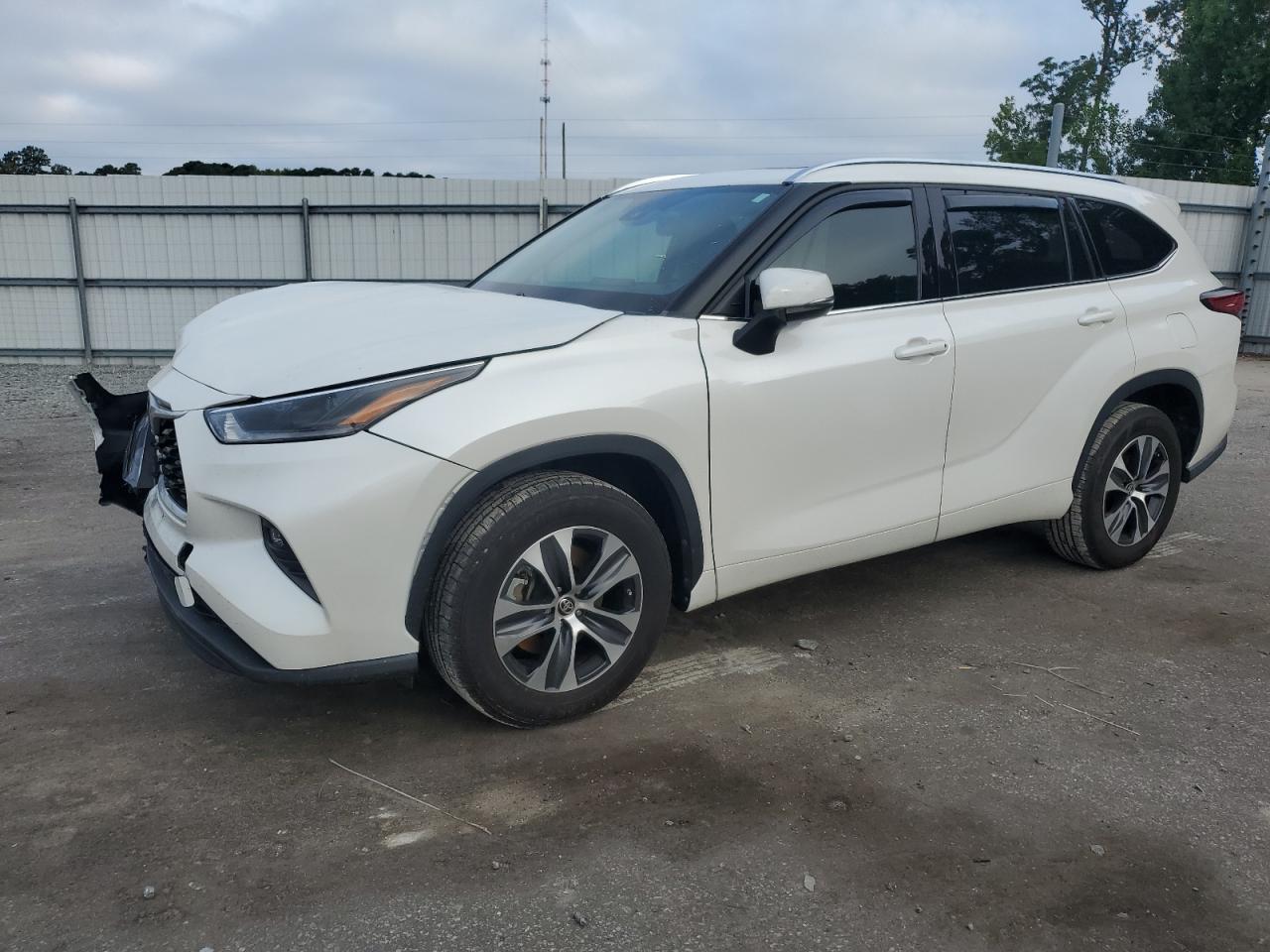2021 Toyota Highlander xle XLE