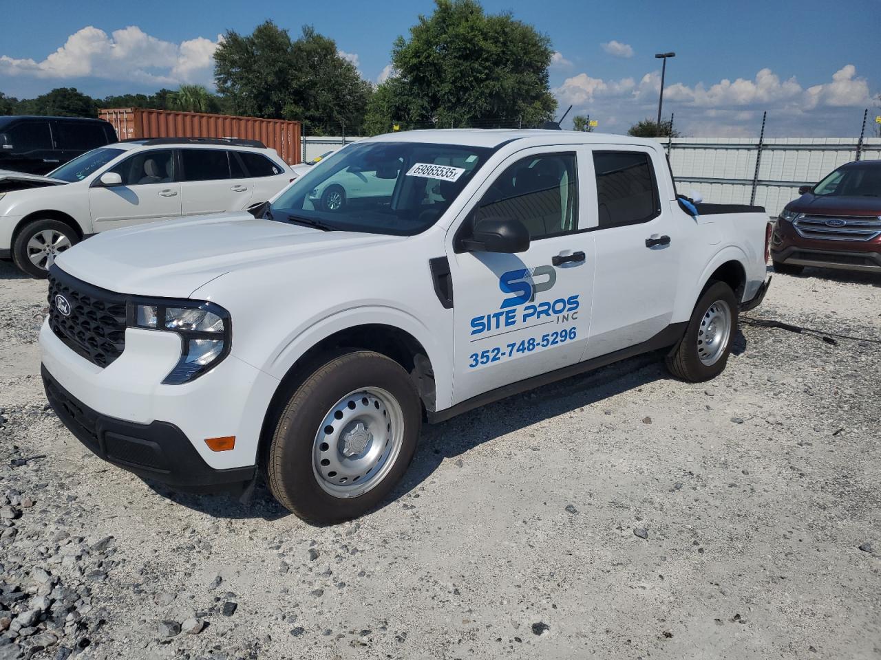 2025 Ford Maverick x XL