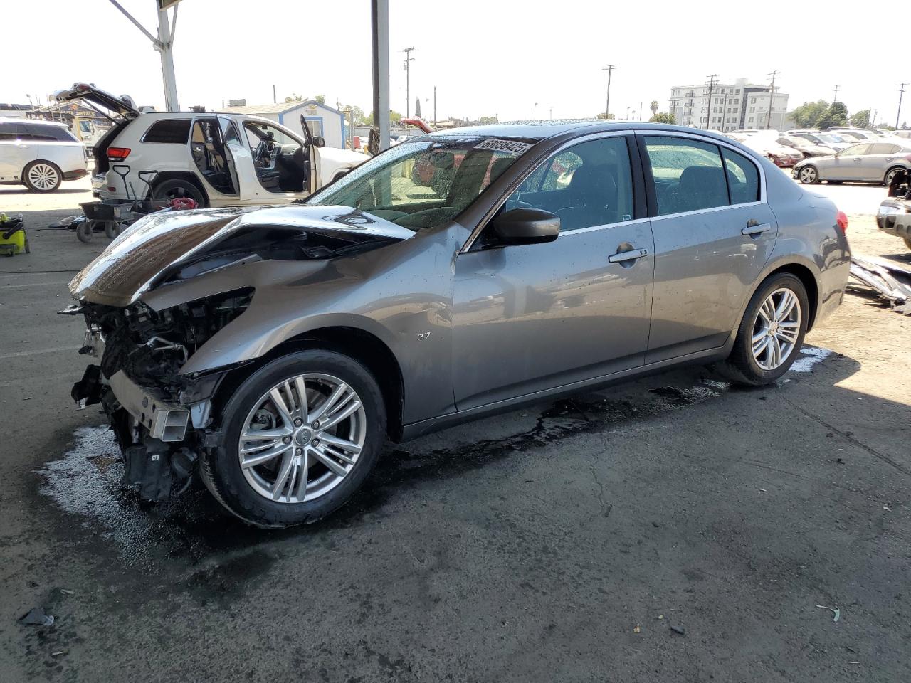 2015 Infiniti Q40