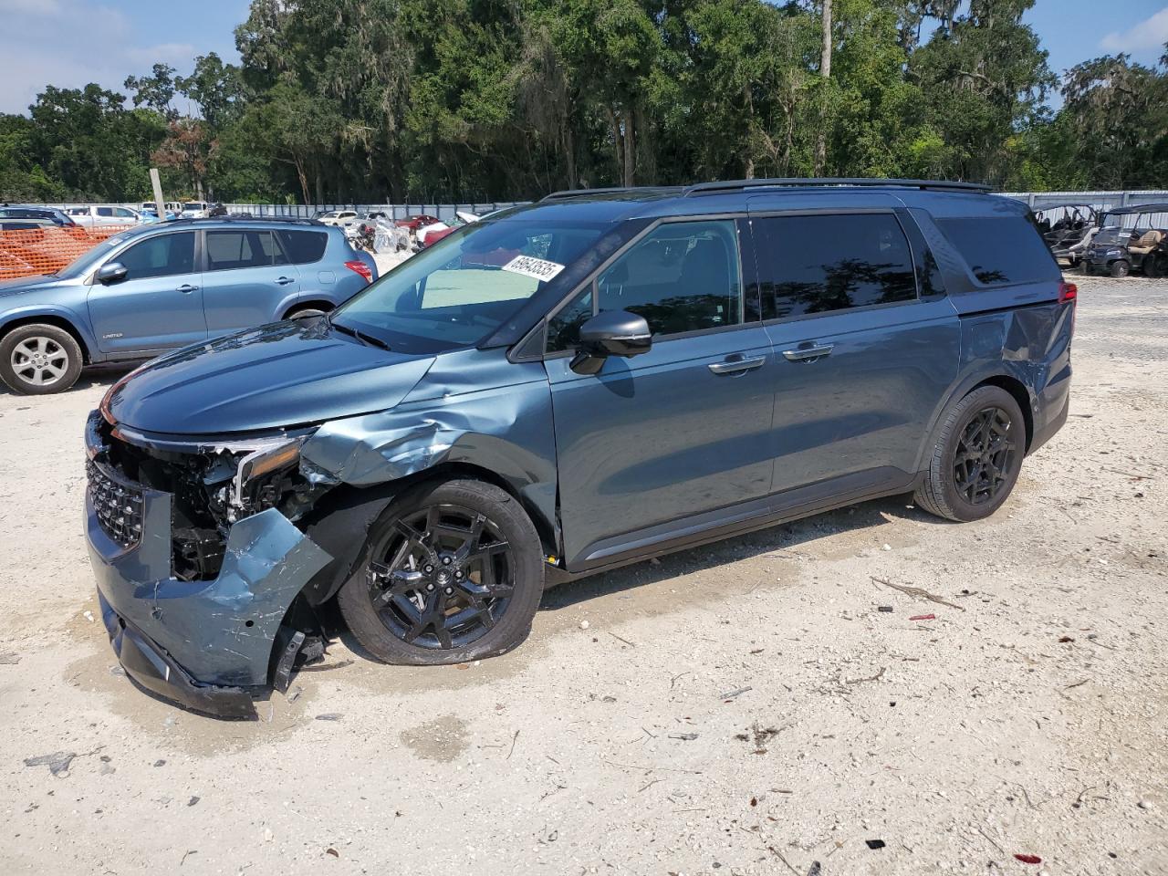 2025 Kia Carnival s SX