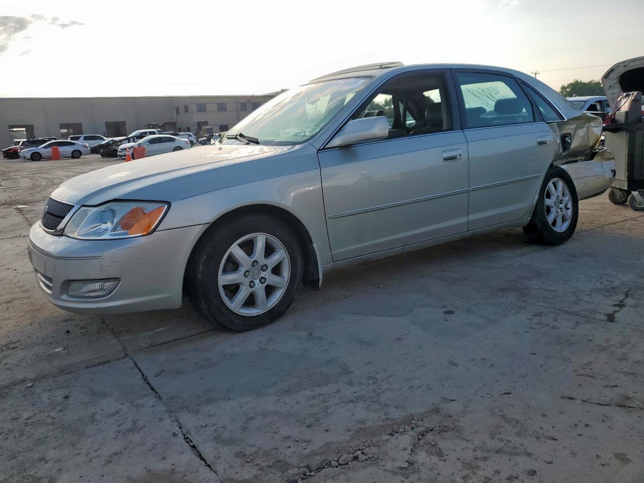 2002 Toyota Avalon xl XL