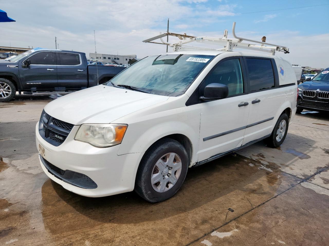2012 Dodge Ram van