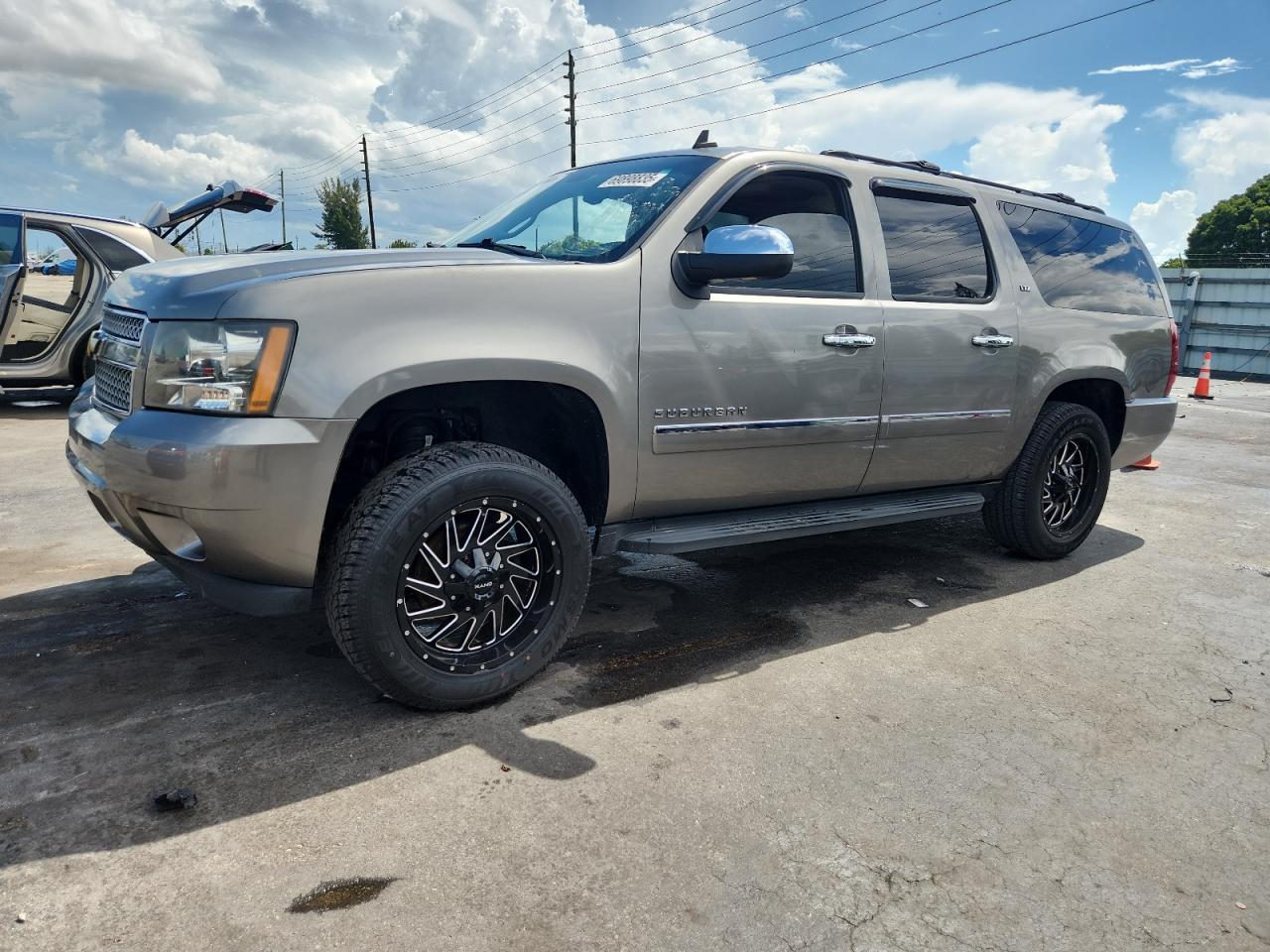 2012 Chevrolet Suburban k1500 ltz