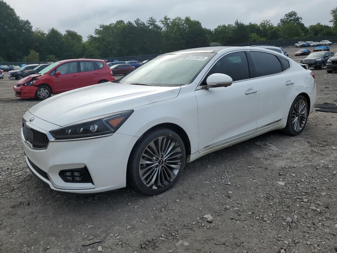 2017 Kia Cadenza Premium