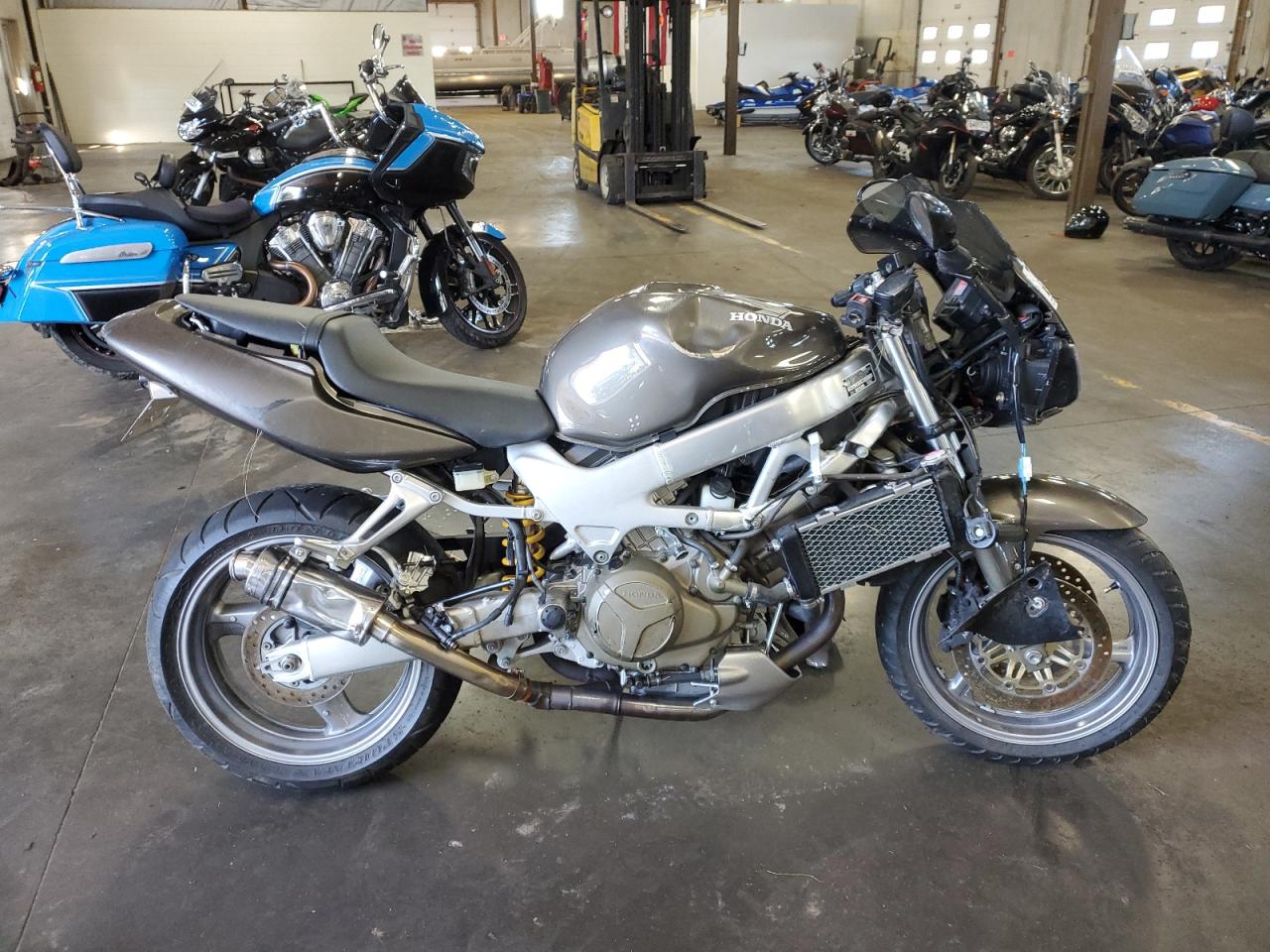 2005 Honda VTR1000