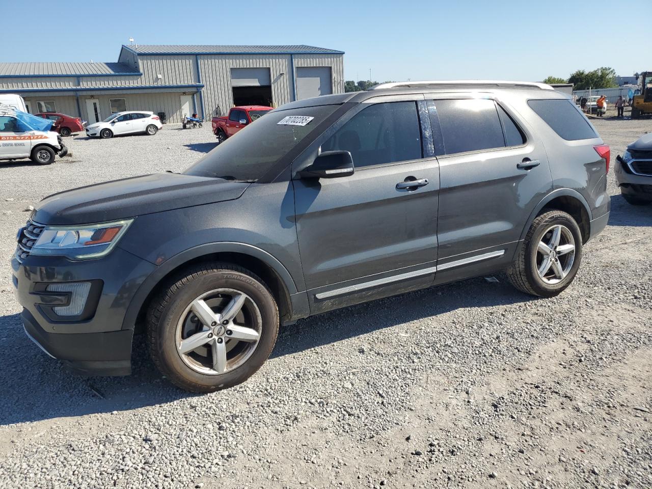 2016 Ford Explorer x XLT
