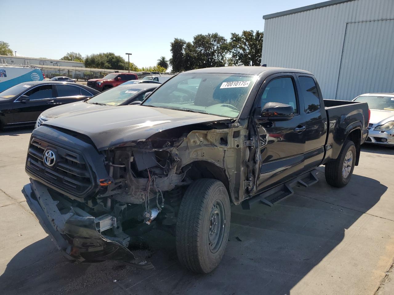 2017 Toyota Tacoma access cab ACCESS CAB