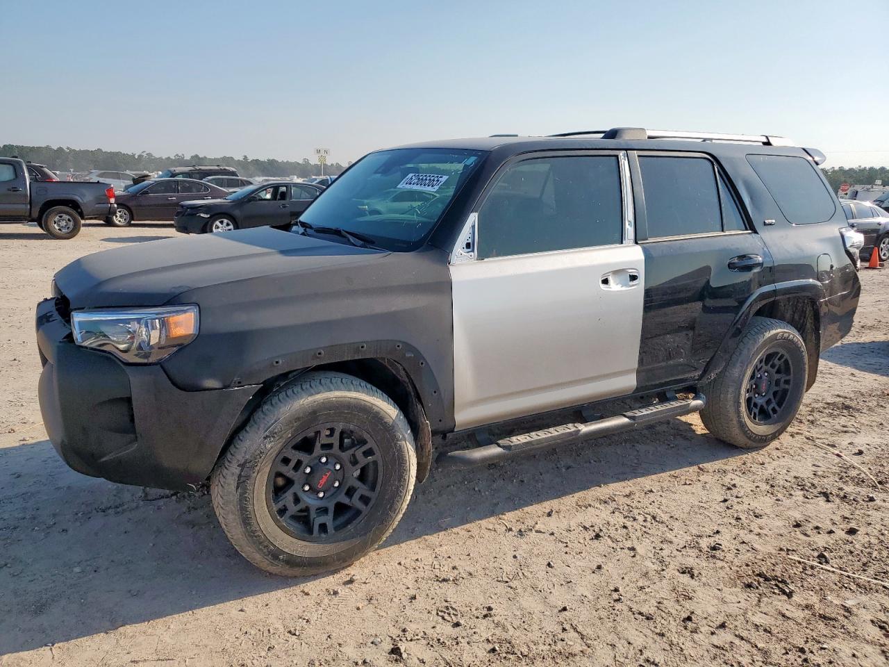 2023 Toyota 4runner sr SR5