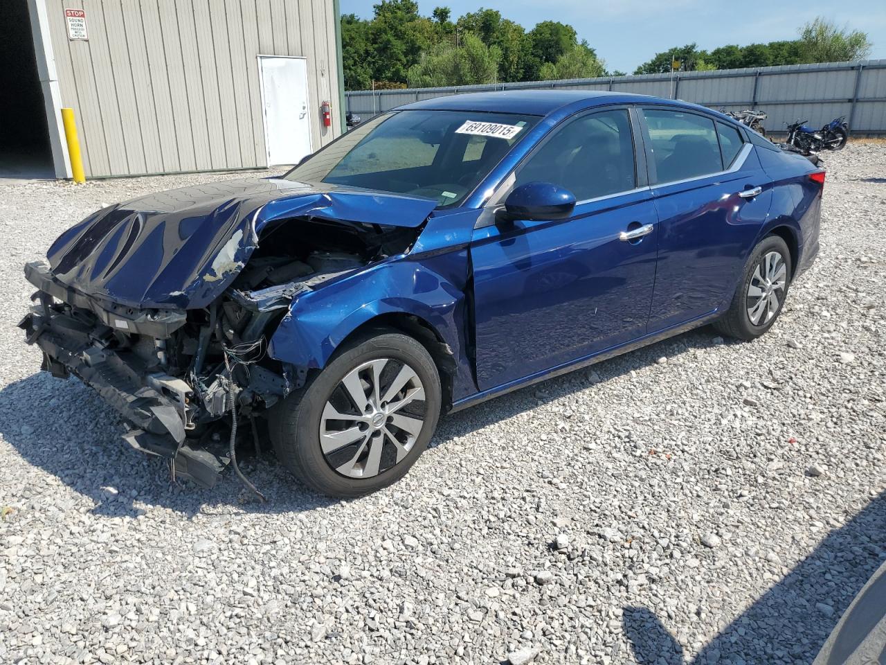 2019 Nissan Altima s S