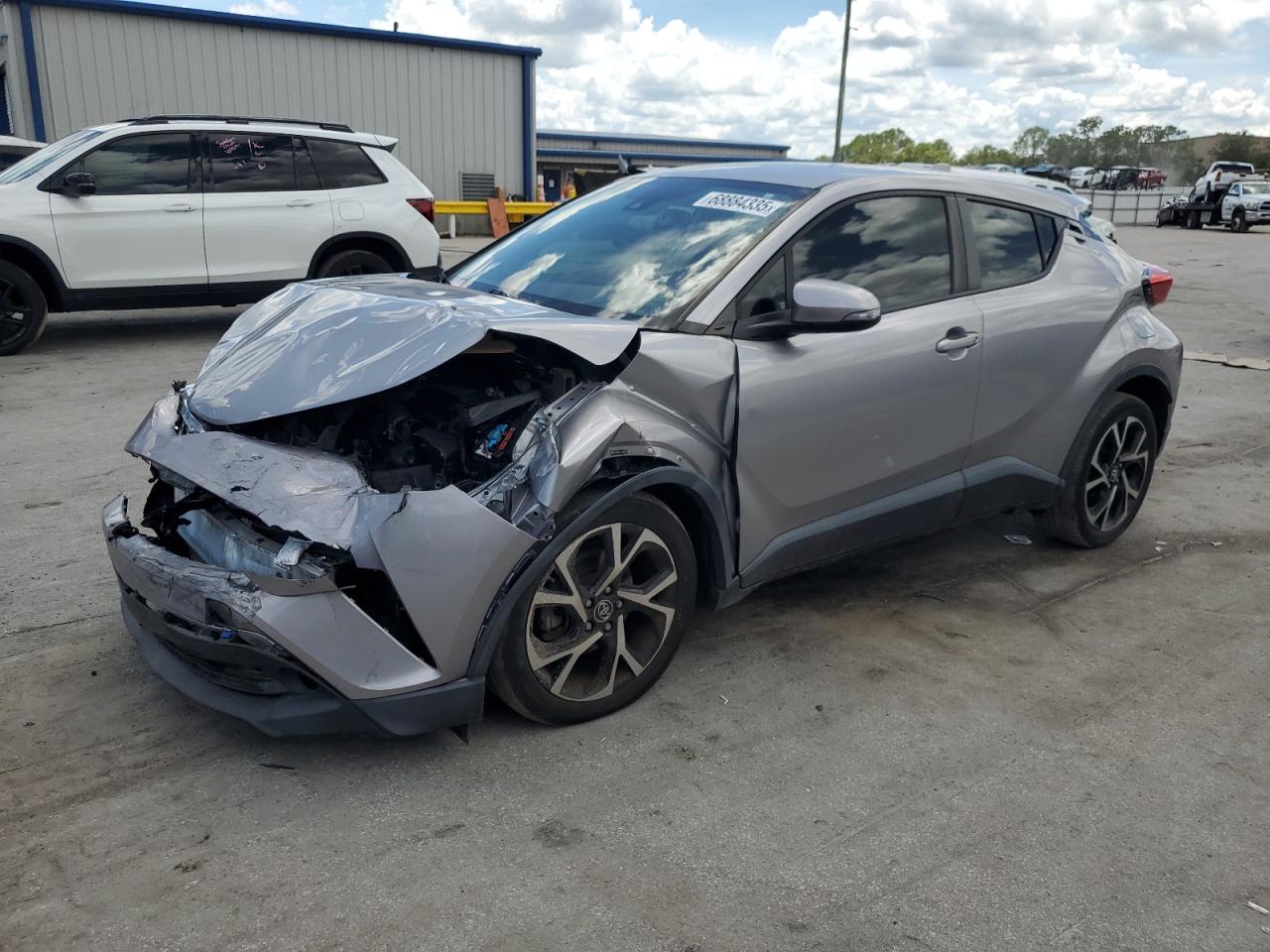 2019 Toyota C-hr xle XLE