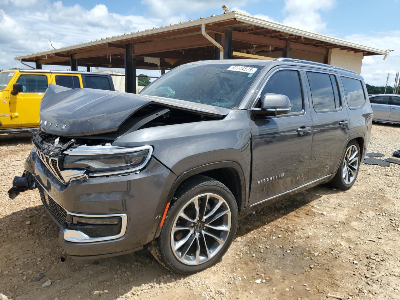 2022 Jeep Wagoneer