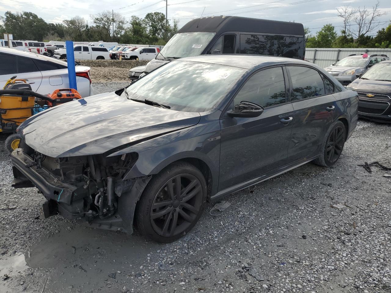 2018 Volkswagen Passat s S