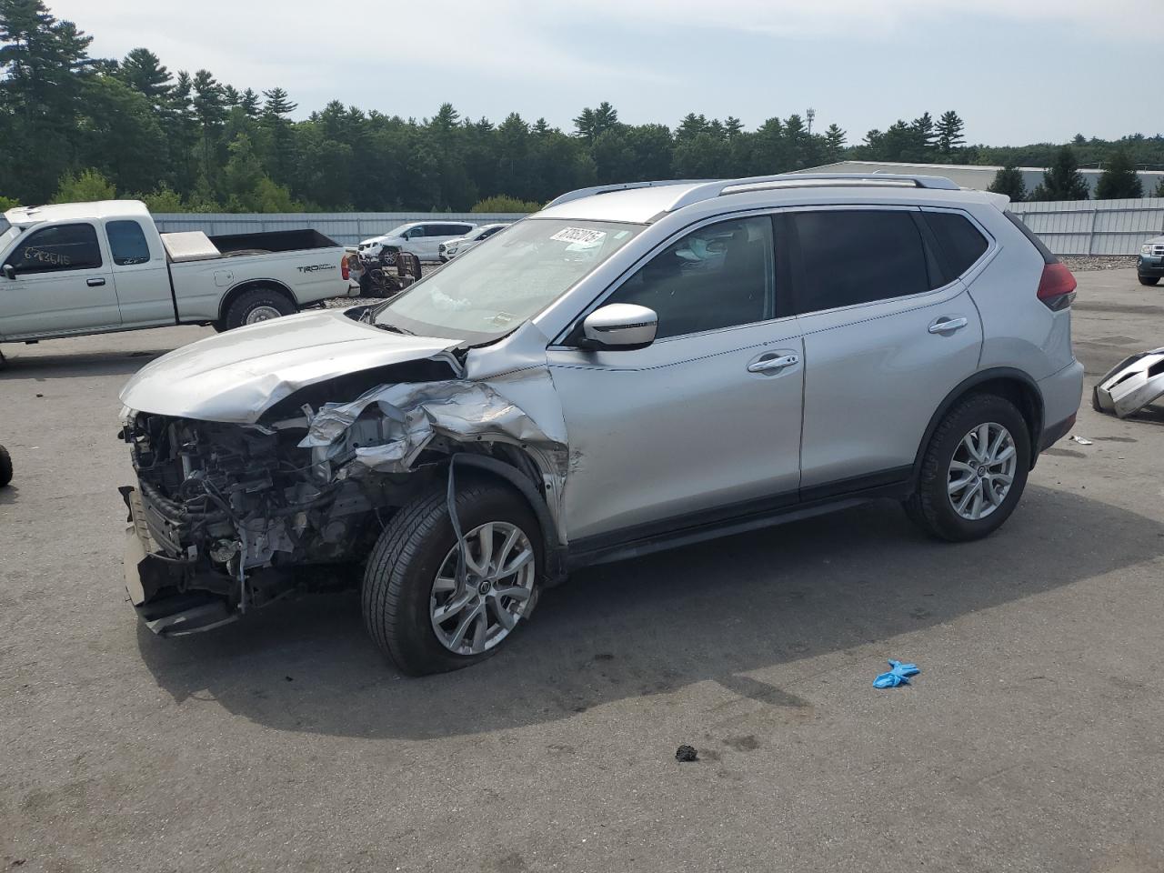 2019 Nissan Rogue s S