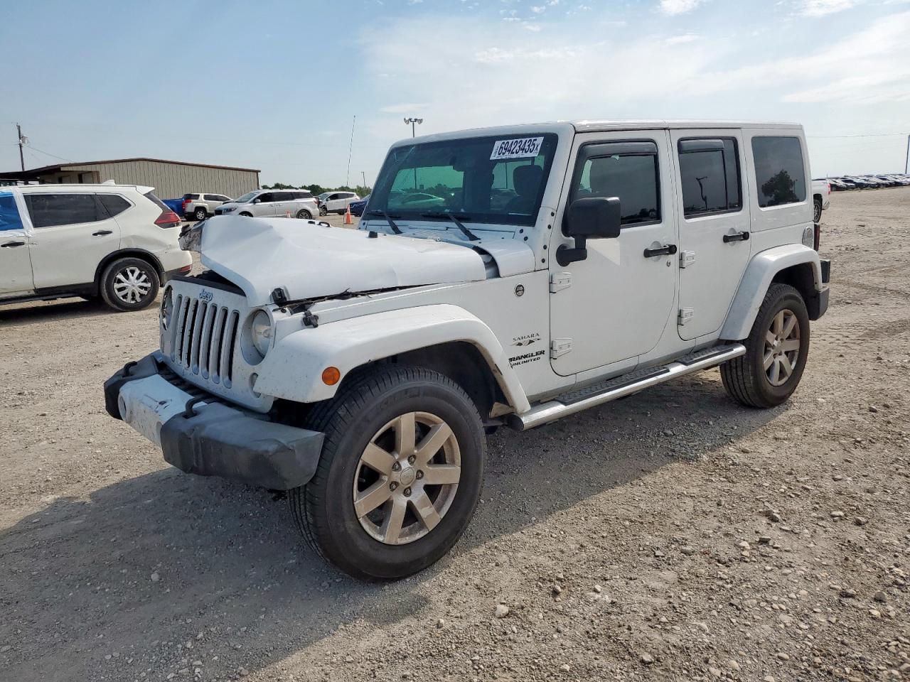 2016 Jeep Wrangler u SAHARA