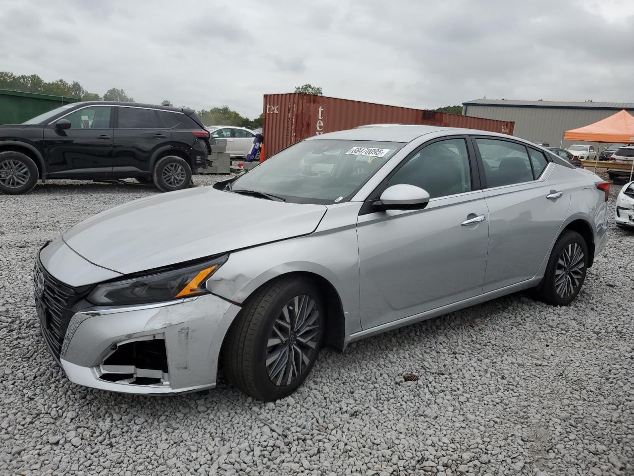 2023 Nissan Altima sv SV