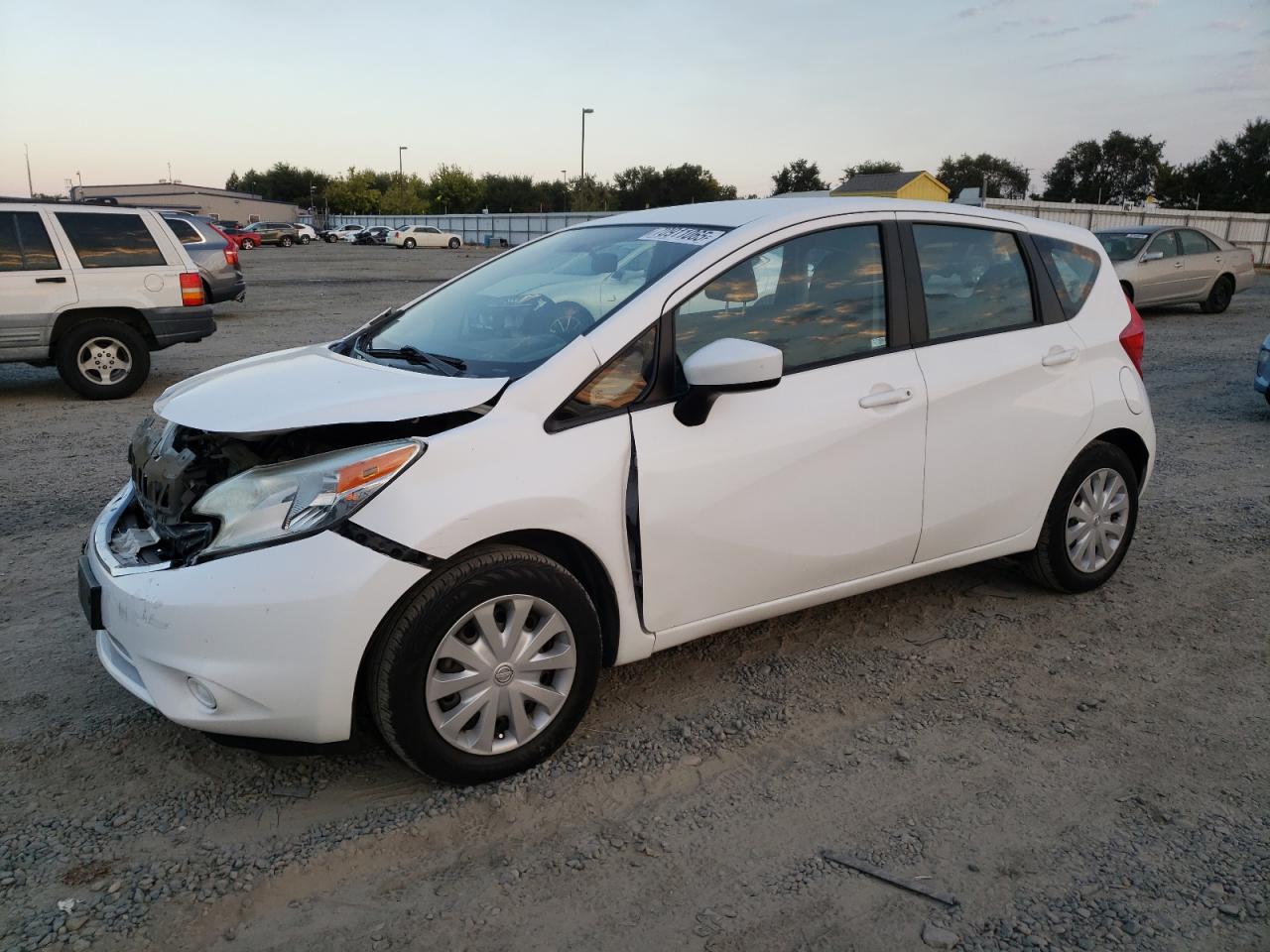 2015 Nissan Versa note s S
