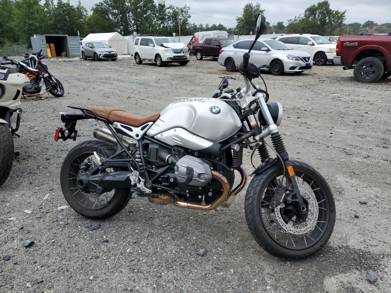 2017 BMW R